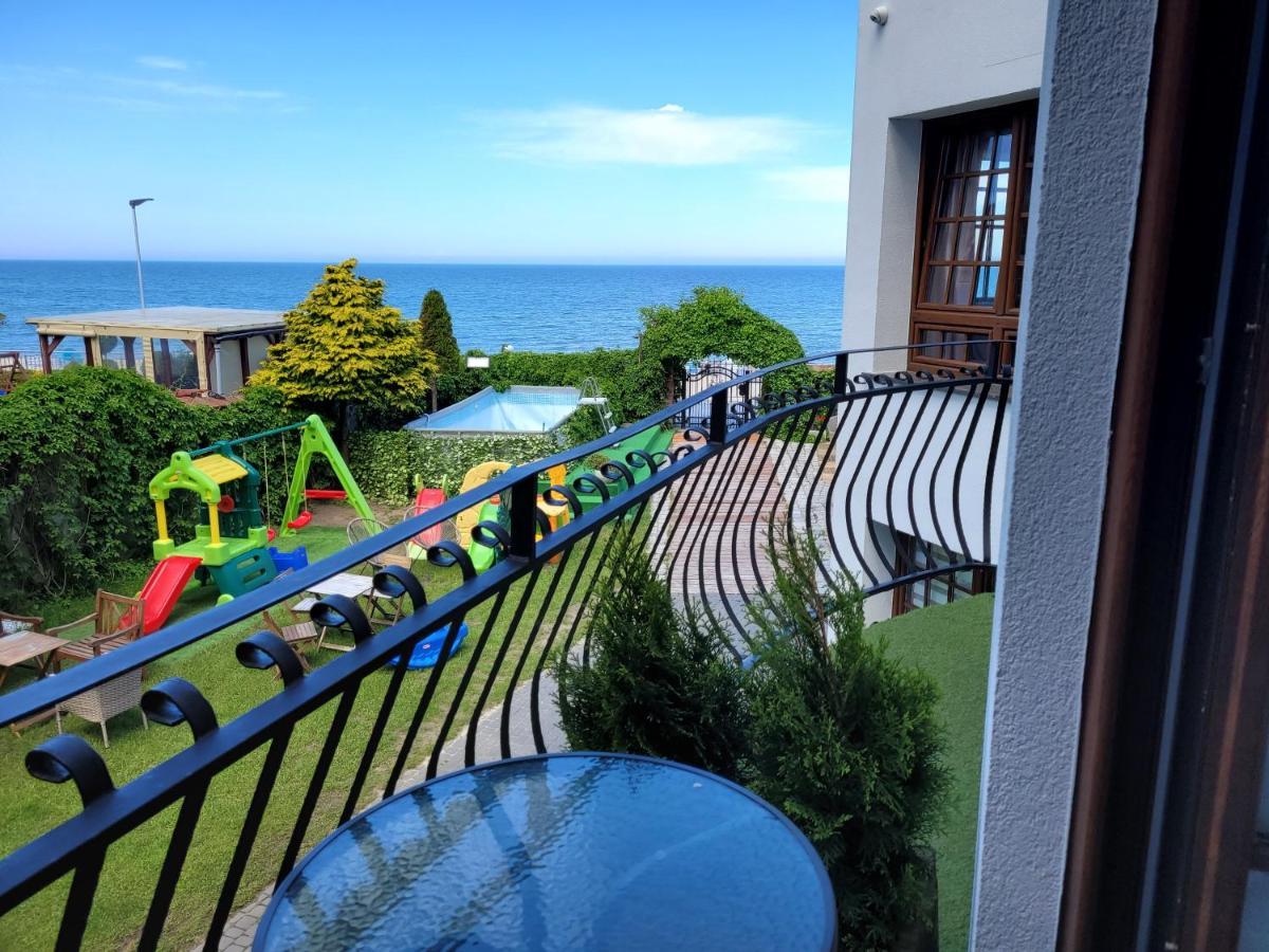 萨比诺瓦Dom Przy Plazy住宿加早餐旅馆 外观 照片